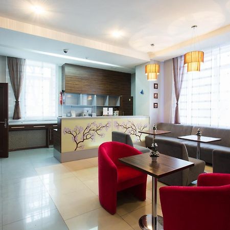 Hotel Voyage Kharkiv Exterior photo