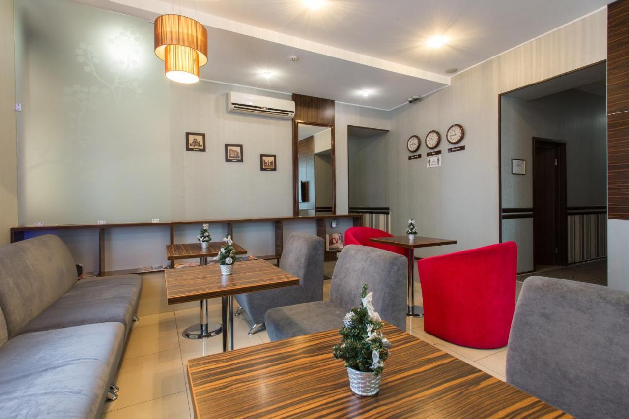 Hotel Voyage Kharkiv Exterior photo