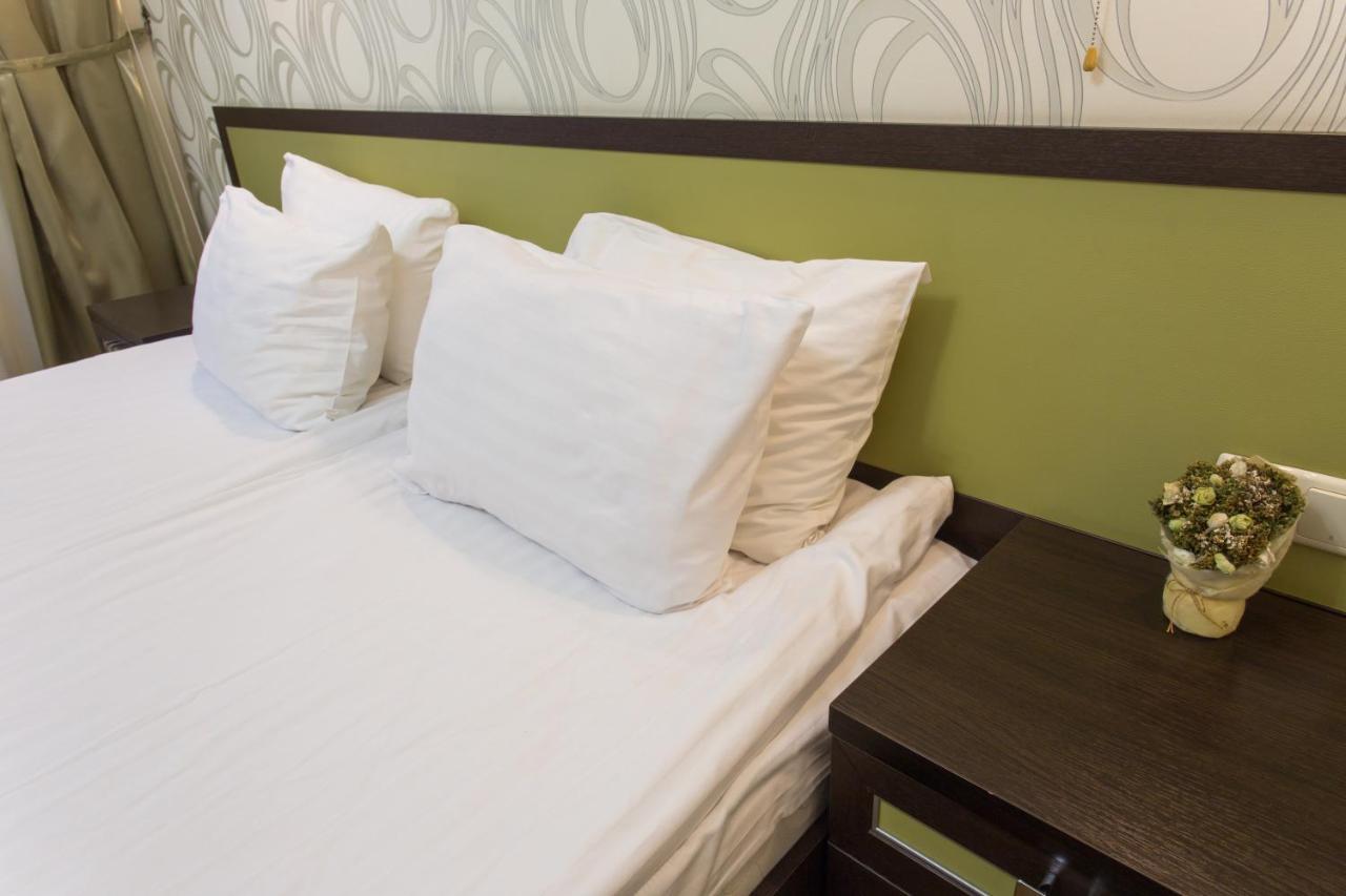 Hotel Voyage Kharkiv Exterior photo
