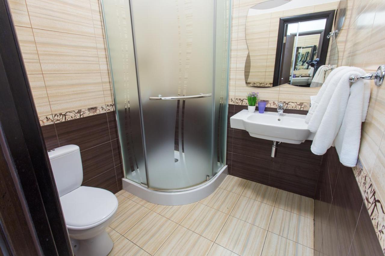 Hotel Voyage Kharkiv Exterior photo